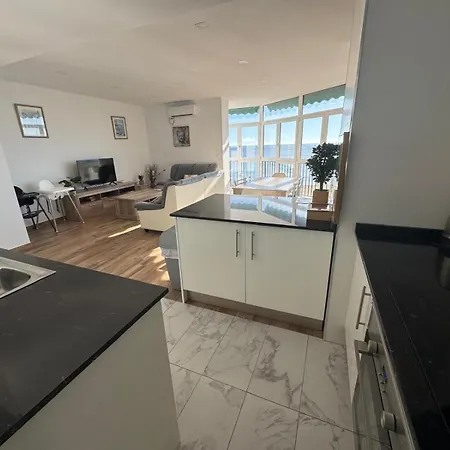 Premium Playa Postiguet 1ª Linea * Аликанте